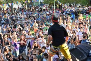 Se abre la inscripción para el catálogo Plapla II dirigido a creadores con proyectos para infancias.