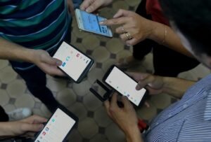 El municipio lanzó la app Mi Bahía para facilitar trámites y consultas ciudadanas de forma digital.