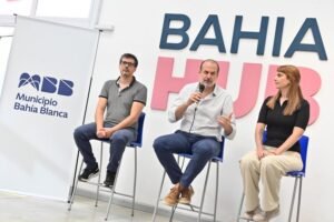 Bahía Hub presenta cursos y capacitaciones gratuitas con base tecnológica para impulsar innovación en la ciudad.