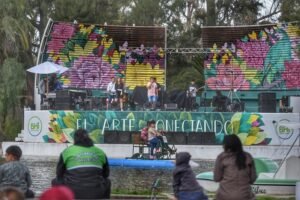 Se realizaron festejos por el Día de la Primavera en la Isla del Parque de Mayo con participación de Copate Cumbia