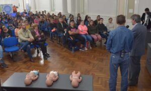 La Dirección de Defensa Civil ofrece una charla educativa gratuita sobre RCP