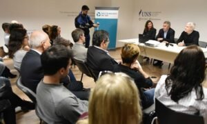 Héctor Gay presentó alcances de la Ley de Economía del Conocimiento con empresarios bahienses.