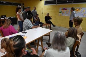 Nueva reunión de gabinete en territorio con participación de vecinos de Los Horneros y San Agustín. Se trataron temas de mantenimiento de calles