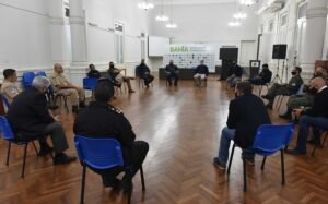 Autoridades municipales se reunieron con referentes de policía