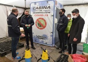 El intendente Gay visitó la base COVID del SIEMPRE en Casanova 71 para valorar el trabajo del personal.