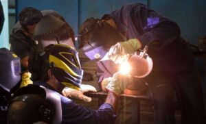 Hoy vence plazo de inscripción para Programa Buen Trabajo con capacitaciones gratuitas en oficios industriales.