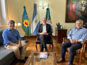 Federico Susbielles anuncia cambios de dirección en Innovación y Desarrollo Productivo de Bahía Blanca.