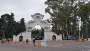 Comenzaron las obras de intervención en la Arcada del Parque de Mayo. Calzada reducida en Córdoba (entre Alem y 12 de Octubre) y Avenida Alem. Se construirá plaza seca con árboles