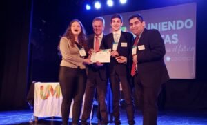 El intendente Gay participó del cierre de Uniendo Metas con 790 estudiantes en simulación de Naciones Unidas.
