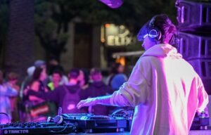 Techno BB regresa con DJ battles de productores locales en parque de Mayo a las 19 hs.